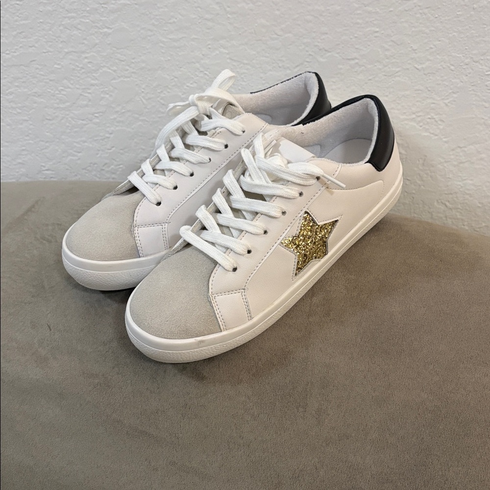 Steve Madden White Low-Top Sneakers with Black Heel and Gold Side Detail